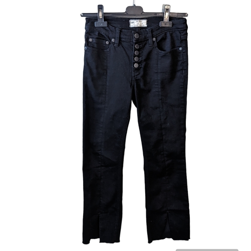 Free People black button fly split leg frayed hem size 26. Ankle pants